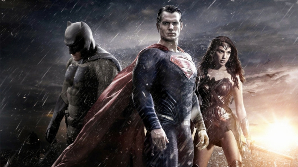 蝙蝠俠、超人、神力女超人